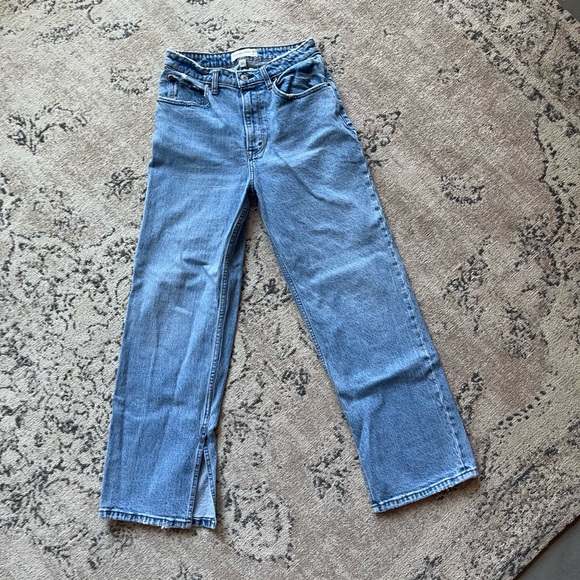 abercrombie & fitch The 90s Relaxed Jean
High Rise curve love 28/ 6s - Picture 4 of 11